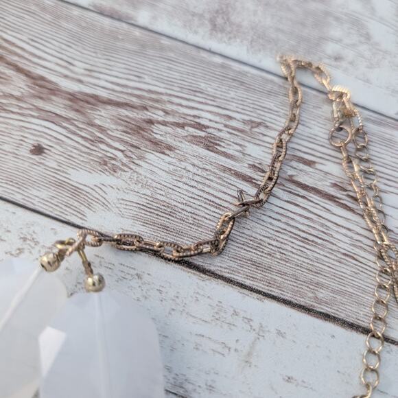 Light Pink Chunky Statement Necklace - Picture 6 of 7